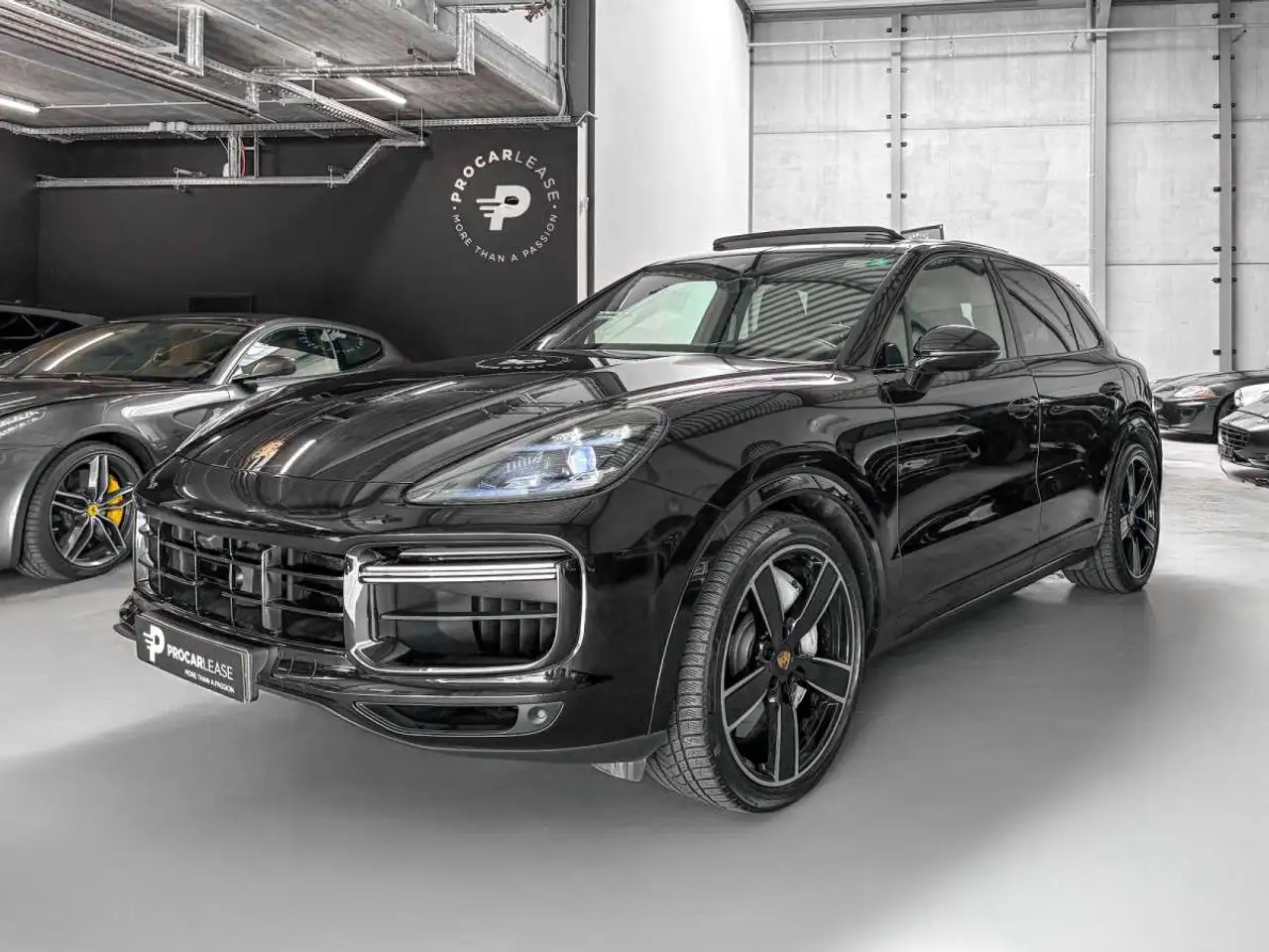 CayenneCayenne Turbo/21/PANO/360/SPORT CH