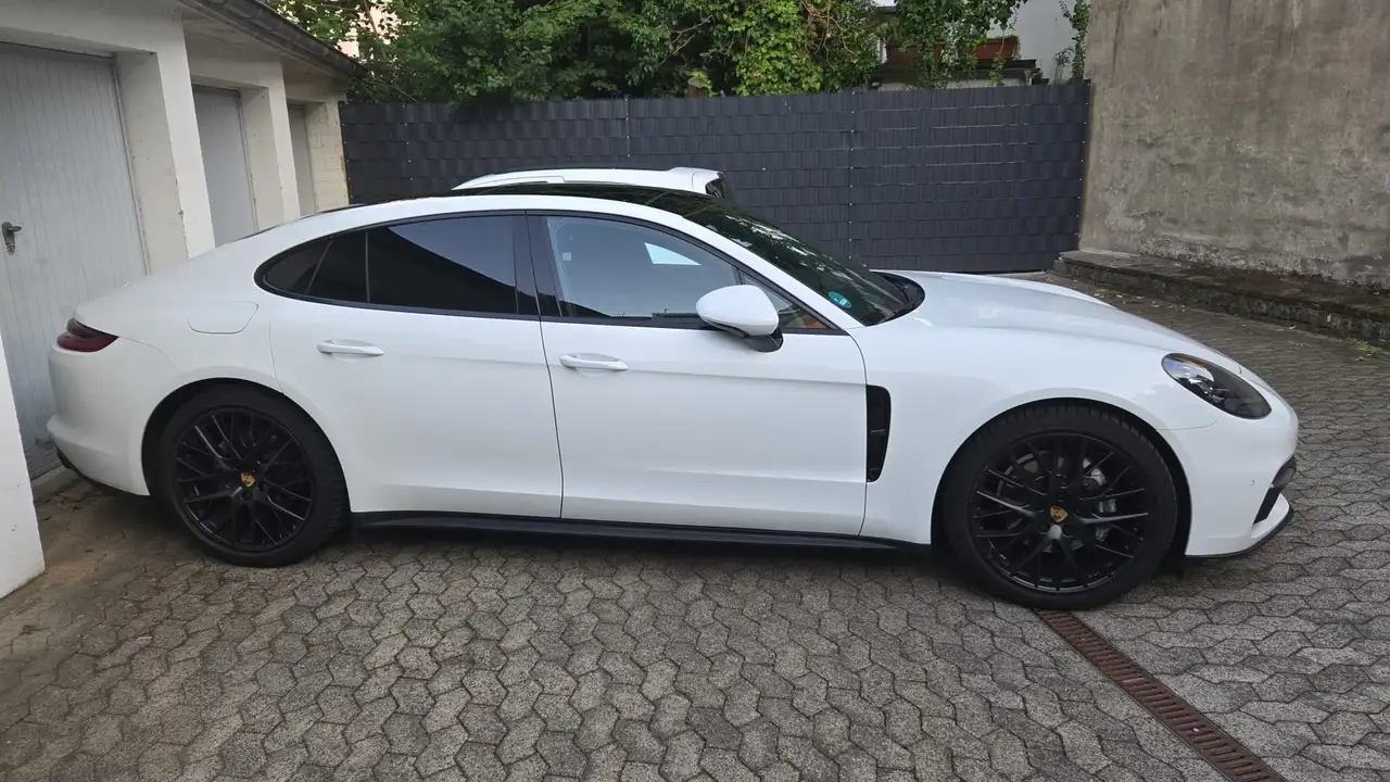 Panamera360*PANO*APPROVED