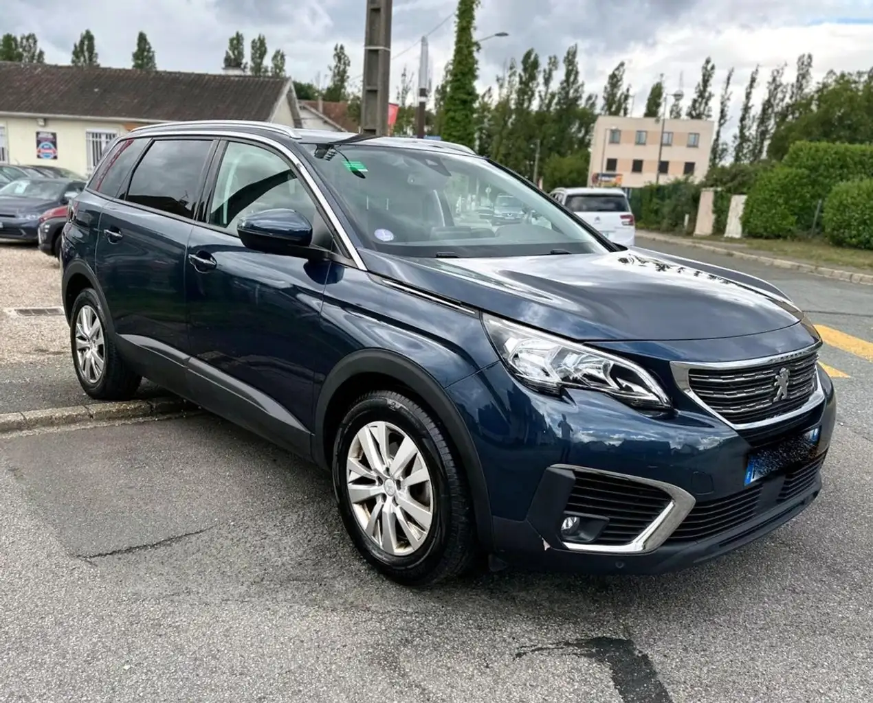 5008Active Business 1.2 PT 130CV BVA8 10825HT 7 PLACES