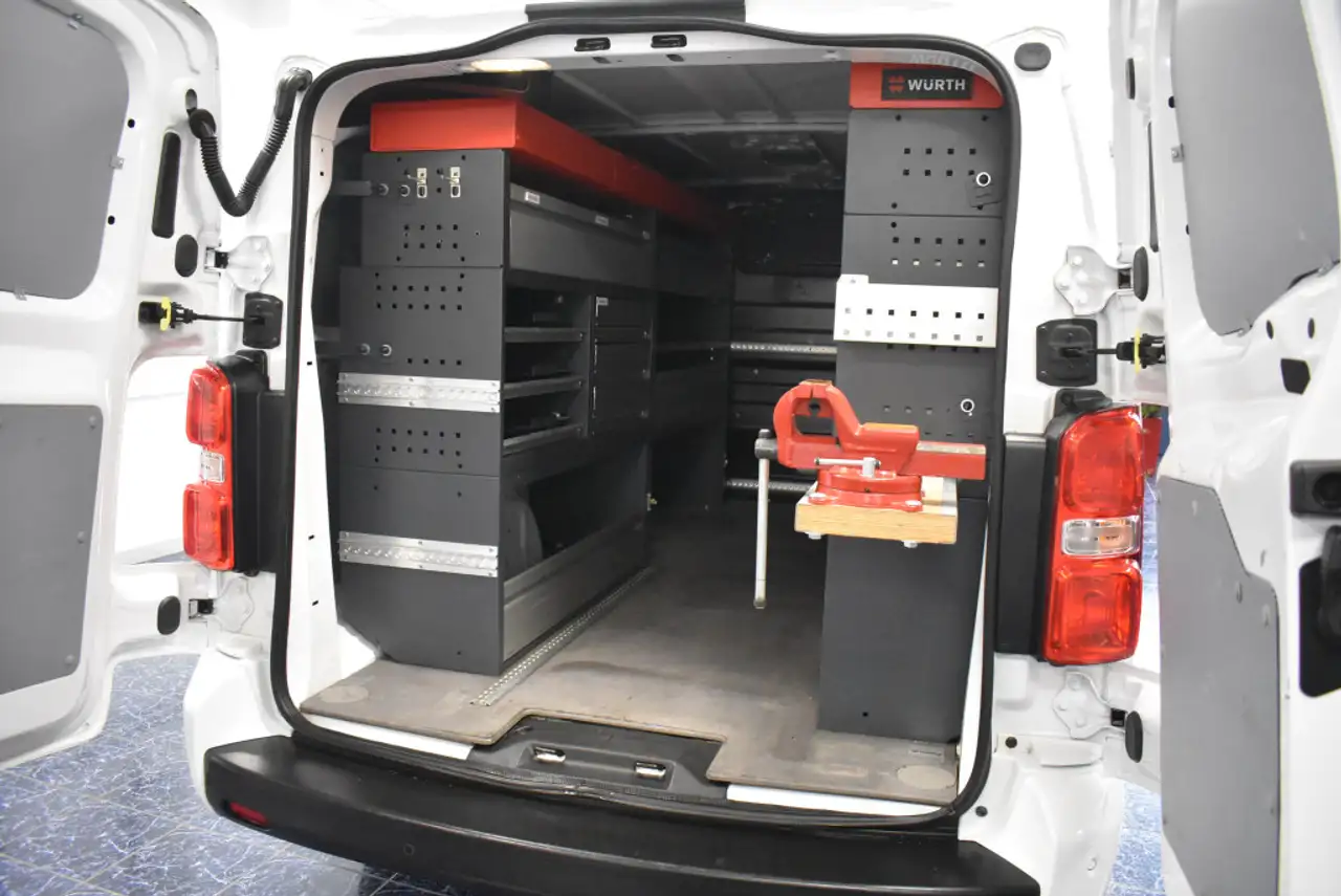ExpertPremium L3 Aut Navi Xenon Head-UP PDC