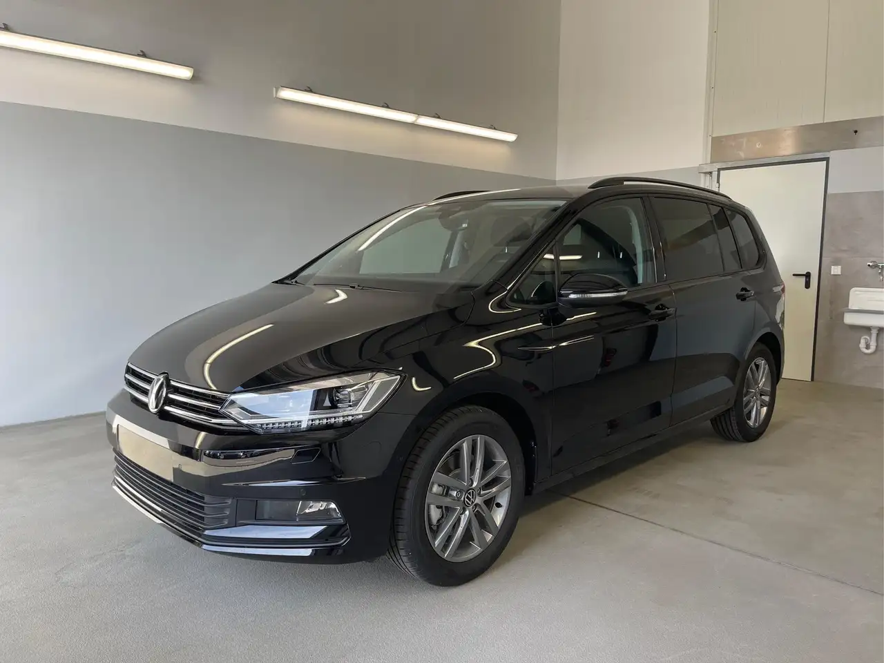 TouranComfortline 7Si+IQ.Light+TrailerAss+Cam 1.5 TSI...
