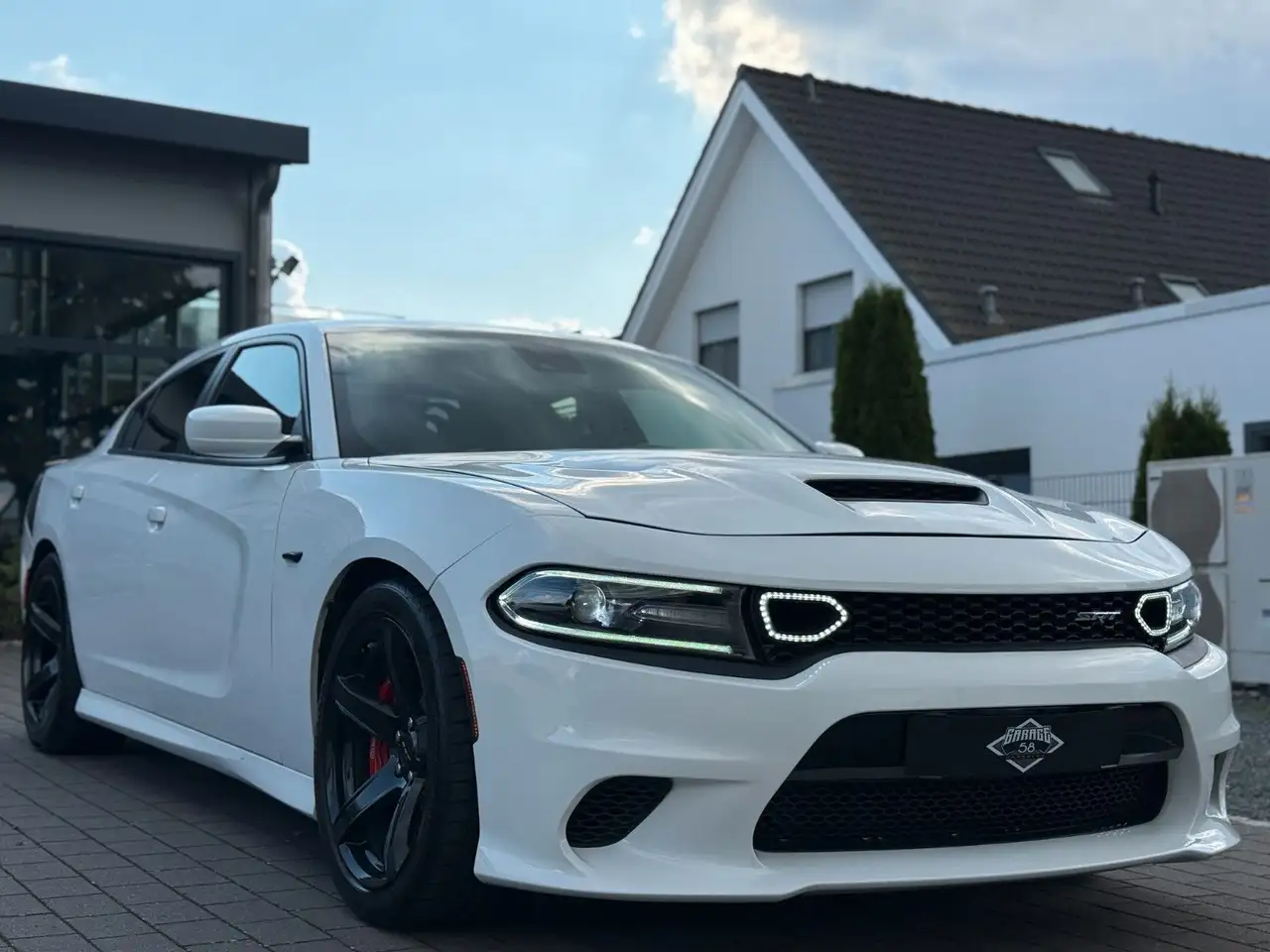 Charger6.4 SRT/Brembo/Grail Sport-Aga/Led/490PS