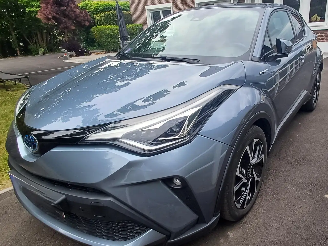 C-HRC-HR Hybrid 2.0i VVT-i C-Lub Mono-Tone E-CVT