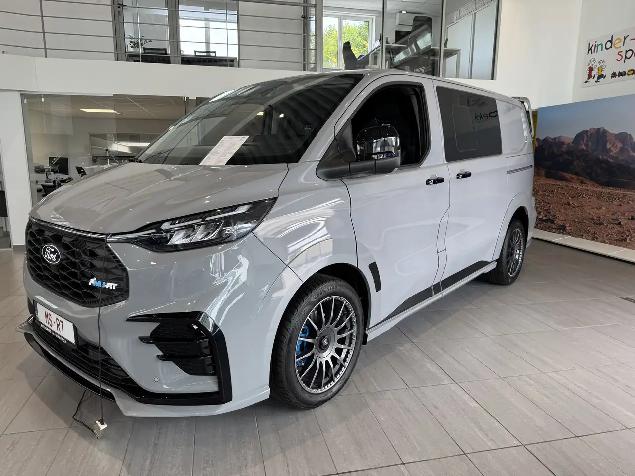 Transit CustomMulti Use MS-RT SWB 2.0EcoBlue 170PK A8 AWD