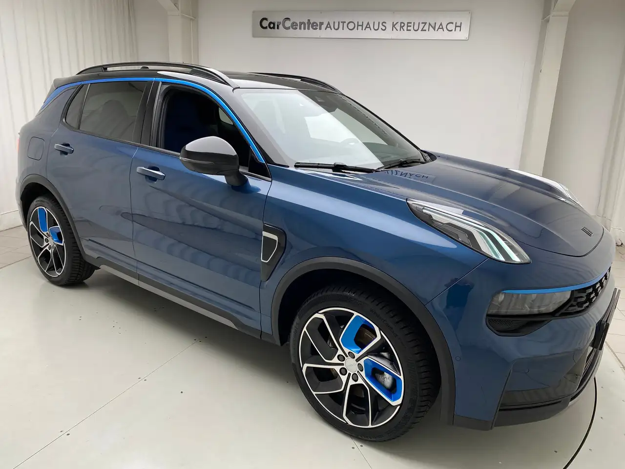 0101 PHEV 1.5 Plug-in-Hybrid Automatik 360°