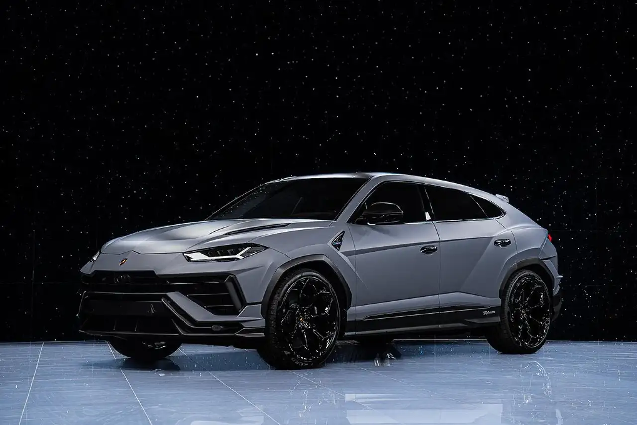 Urus4.0 V8 Biturbo Performante 666 ch - Carbone