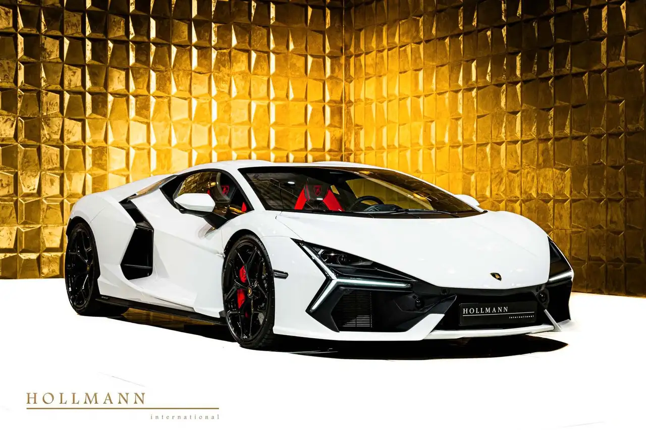 Revuelto+CARBON FIBRE+PASSENGER DISPLAY+STOCK+