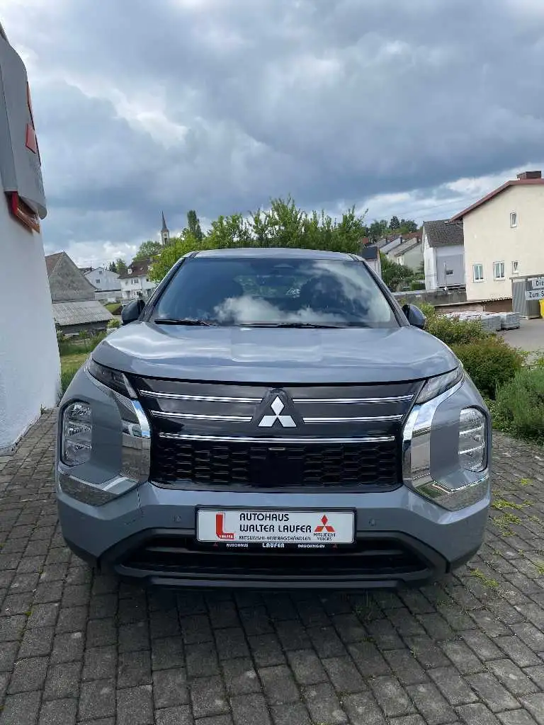 Outlander2.4L PHEV BASIS