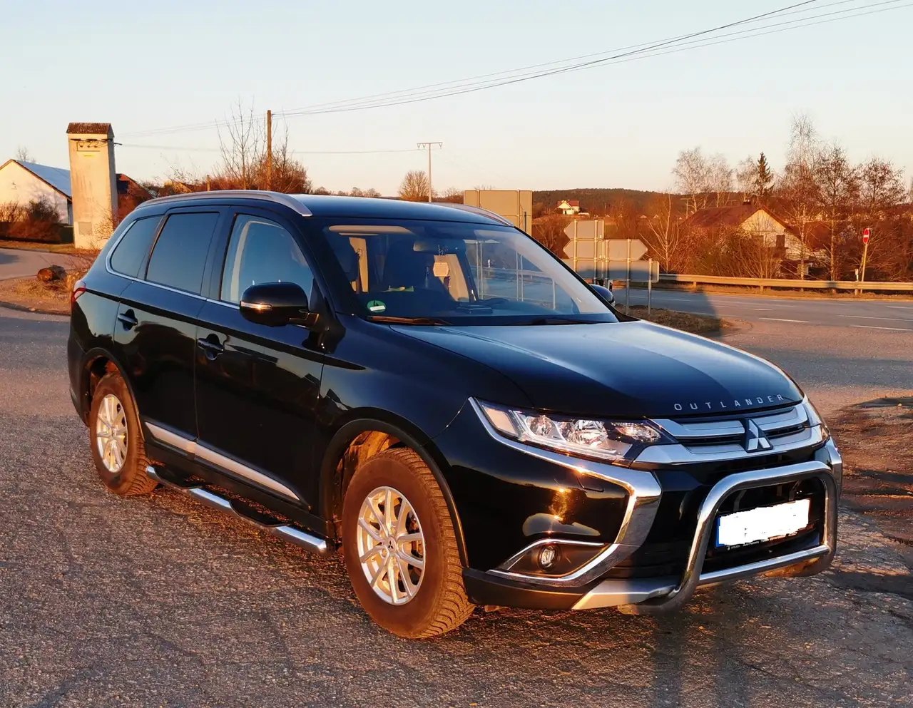 OutlanderOutlander 2.2 DI-D 4WD Aut. Edition+