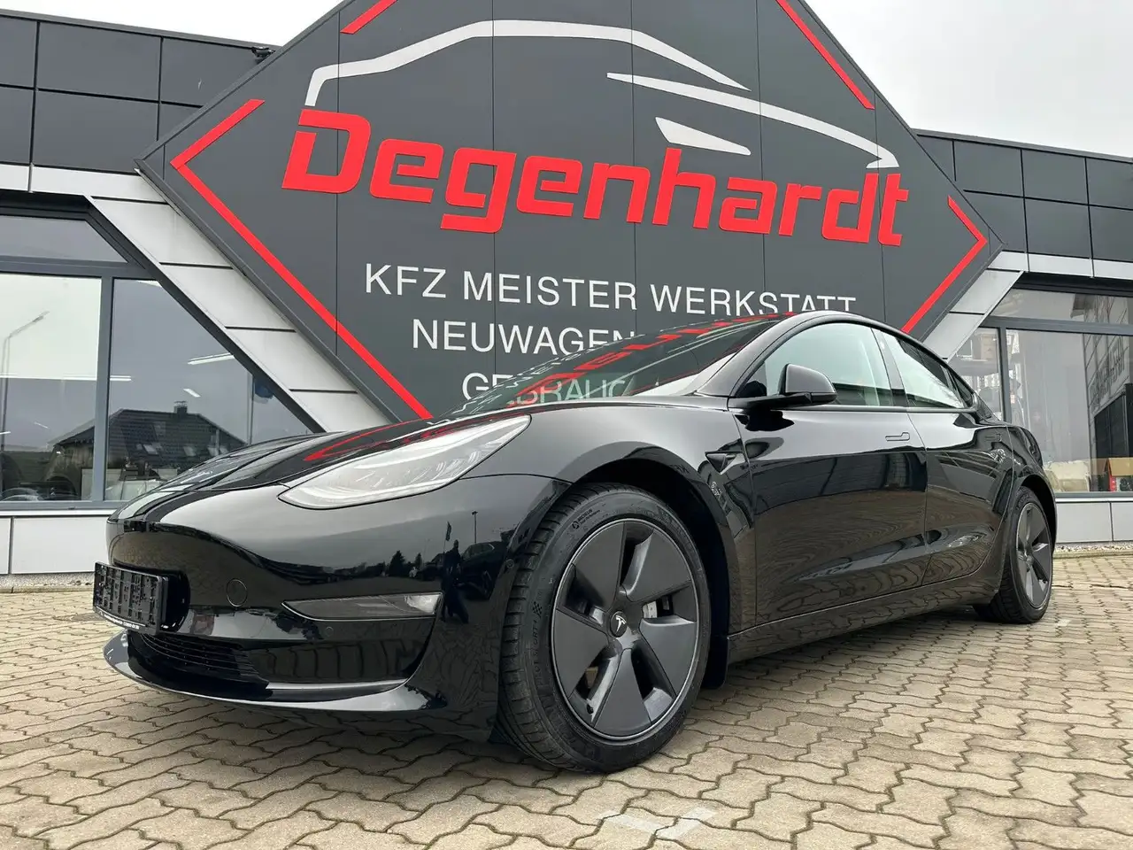 Model 3Long Range Dual AWD Facelift FSD Matrix