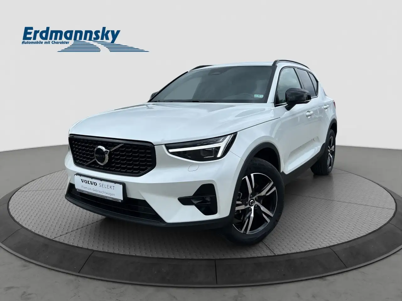 XC40B4 Plus Dark/Navi/LED/Kamera/BLIS/Euro 6E Klima