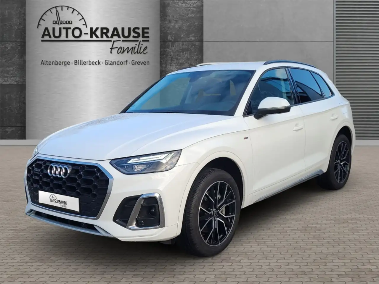 Q550 2.0 TFSI e quattro S line  AHK-klappbar Navi di