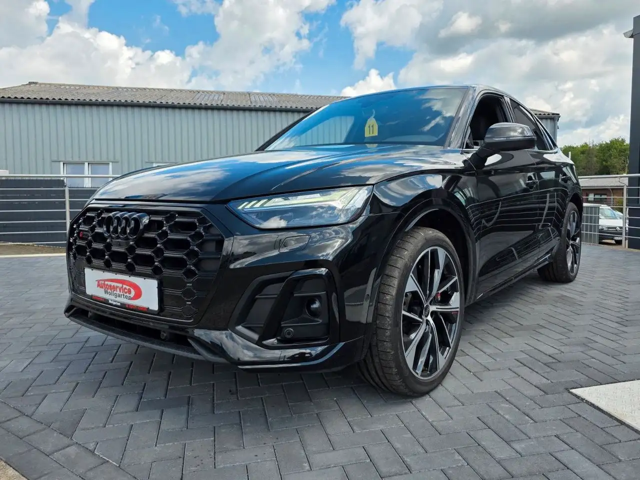 SQ5TDI quattro AHK Tour Parken Stadt B&O Matrix