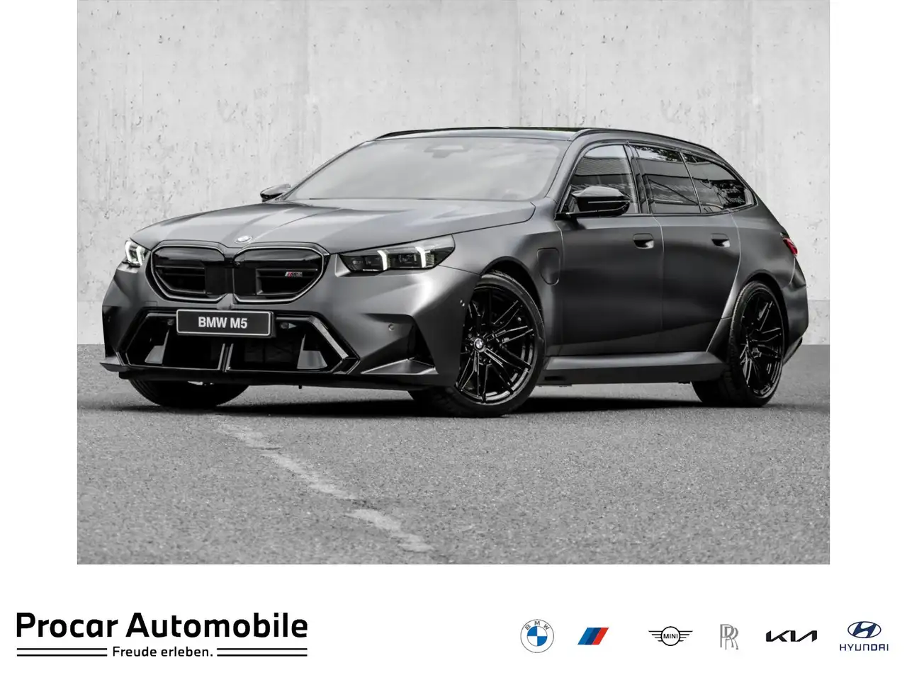 M5Touring M Sport ACC AHK 360°KAM RFK NAVI LED