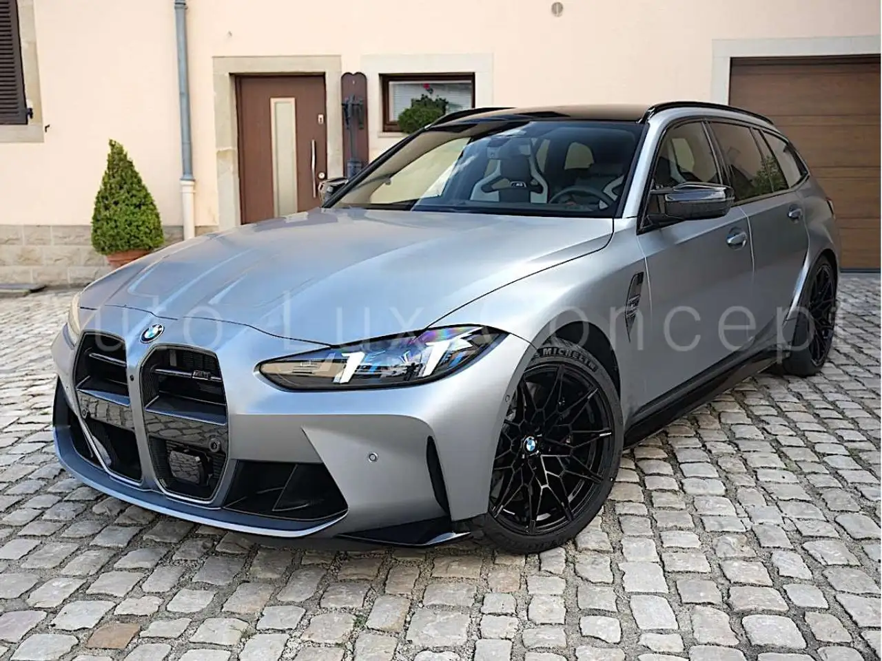 M3Touring/Schalensitze/Carbon-Paket/ACC/360/HUD