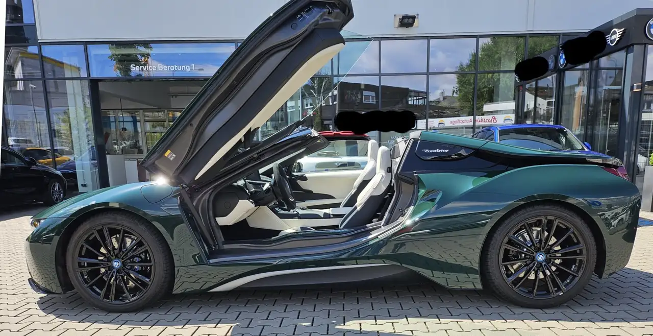 i8i8 Roadster