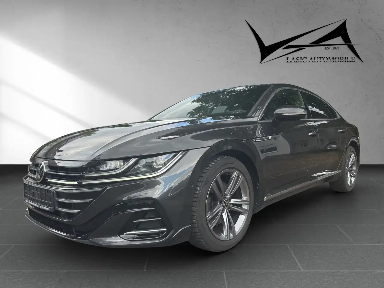 ArteonR-Line 2.0 TDI DSG Pano/Head up/Cam.