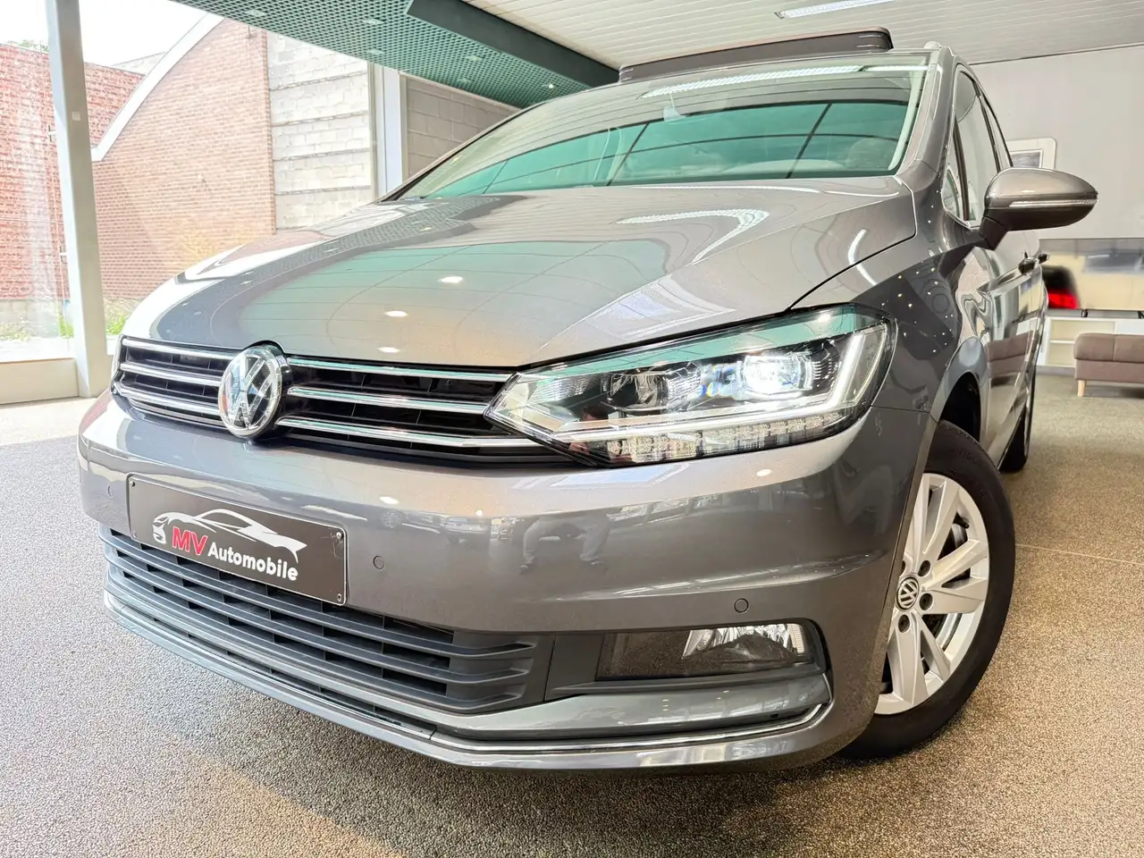 Touran1.5TSI Highline * 7Places * Navi * Toit pano * Led