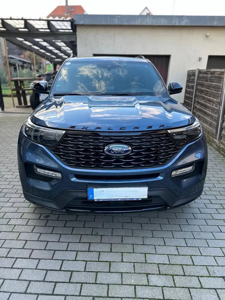ExplorerEcoBoost Plug-in Hybrid ST-LINE