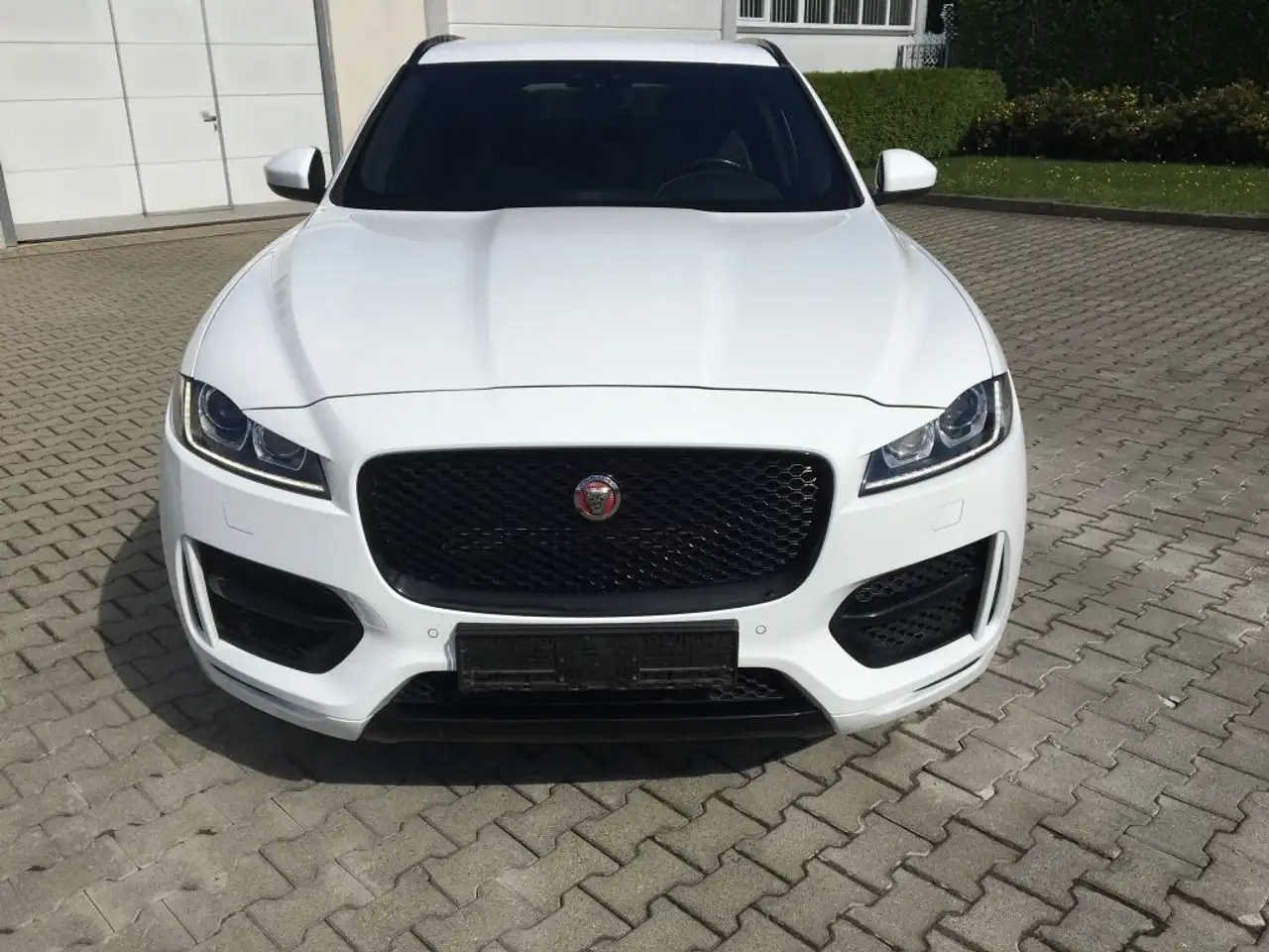 F-Pace20d AWD Aut. R-Sport, Navi, AHK, 19 Zoll