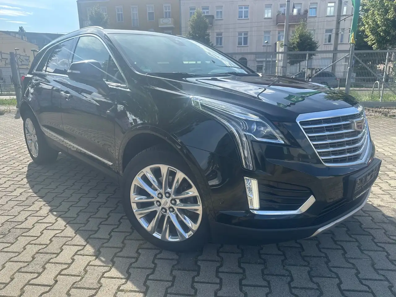 XT5Platinum AWD / BOSE/ HEAD-UP / PANORAMA