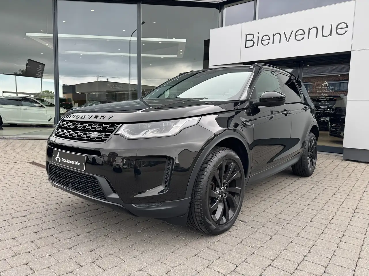 Discovery Sport2.0TD4*FULL BLACK*MERIDIAN*CARPLAY*CAMERA*GARANTIE