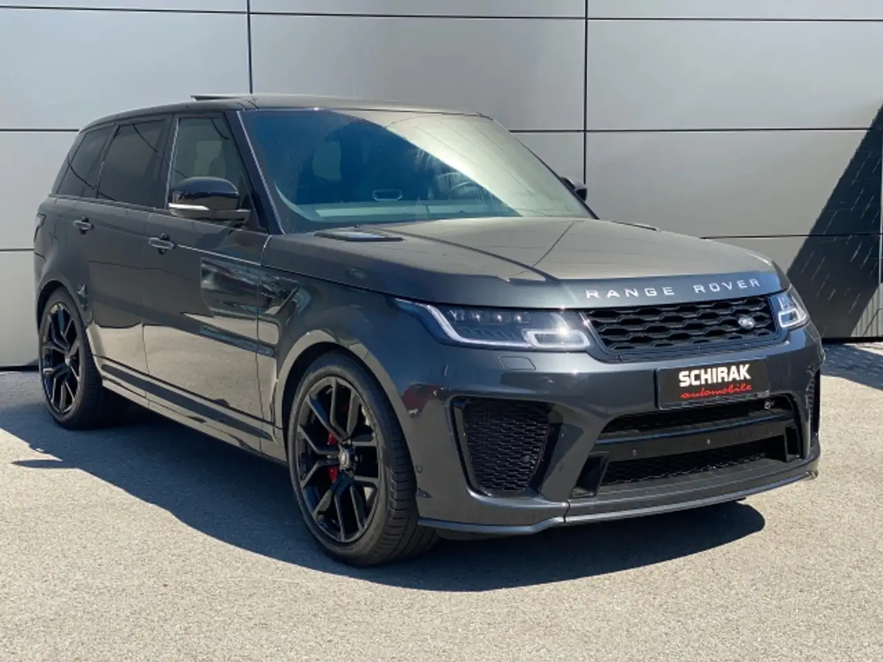 Range Rover SportP575 SVR