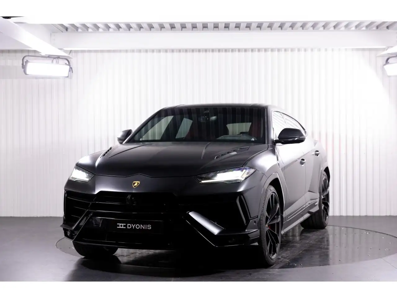 UrusS 4.0 V8 666CV - TVA LOA