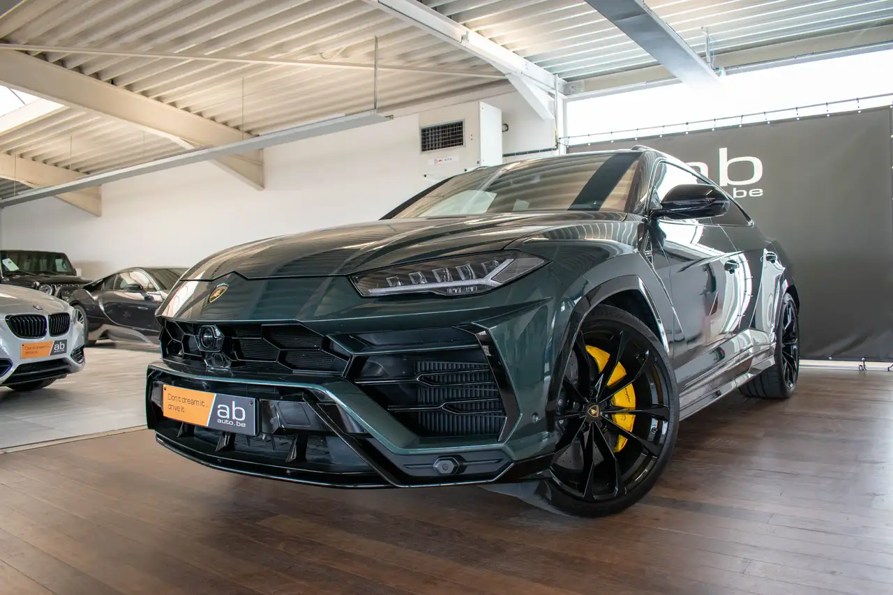 UrusBITURBO V8,LUCHTVER,PANO,360 PARK-ASSIST,MASSAGE