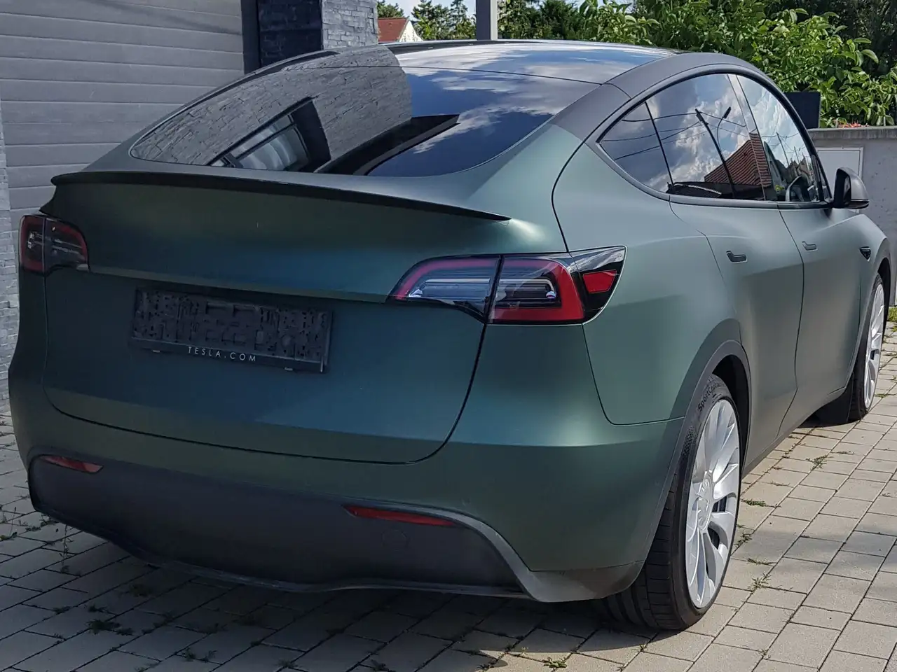 Model YModel Y AWD 79kWh Performance Performance