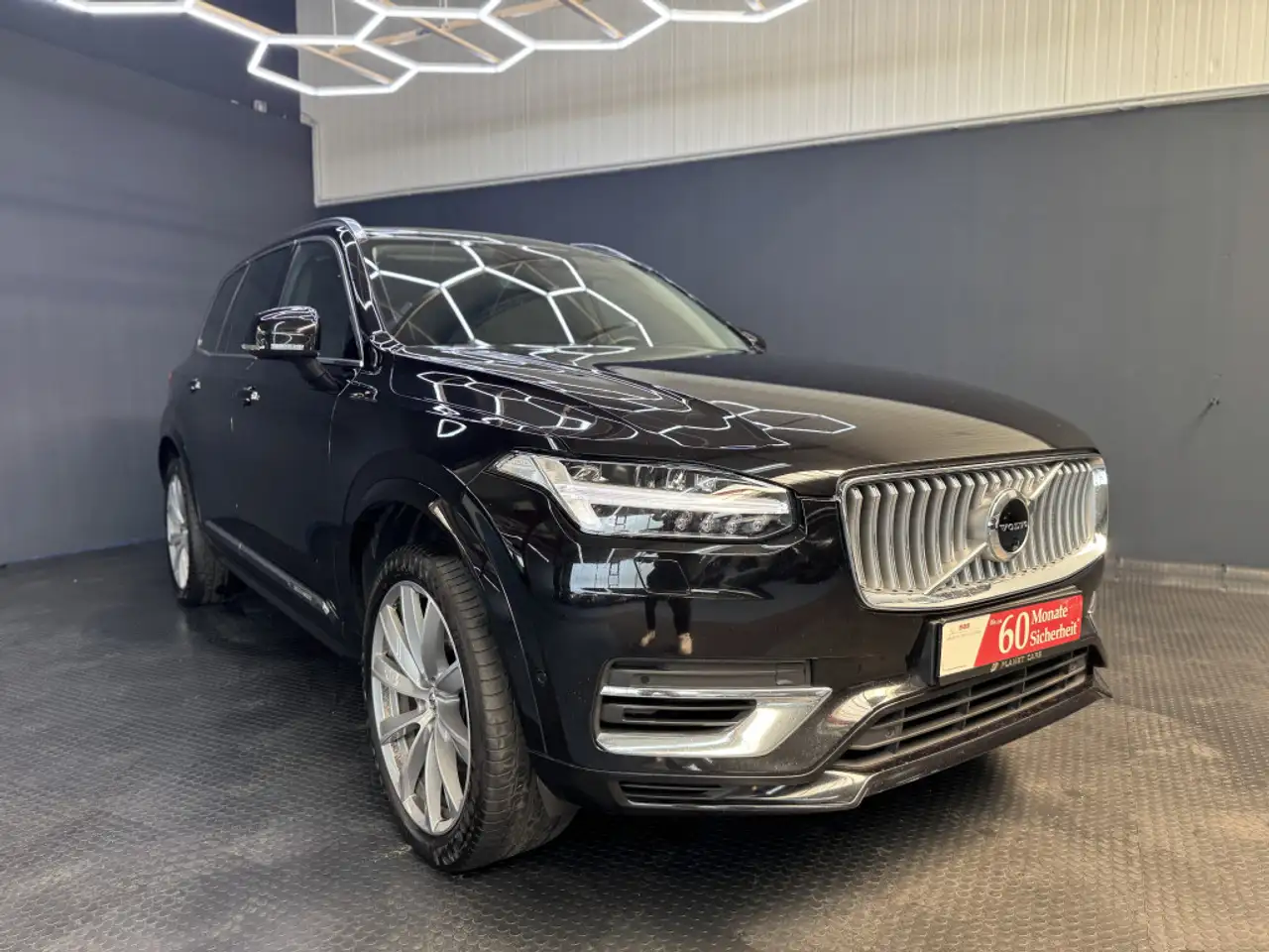 XC90Plus Bright Recharge Plug-In Hybrid AWD