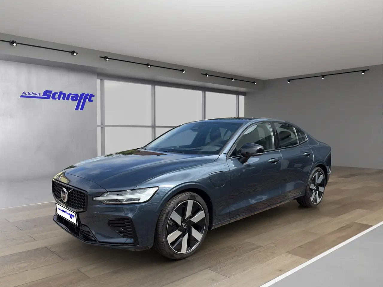 S60Ultimate Dark Recharge Plug-In Hybrid AWD