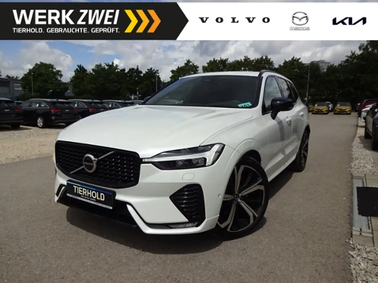 XC60B5 Ultimate Dark AWD 360° Head Up Pano ACC