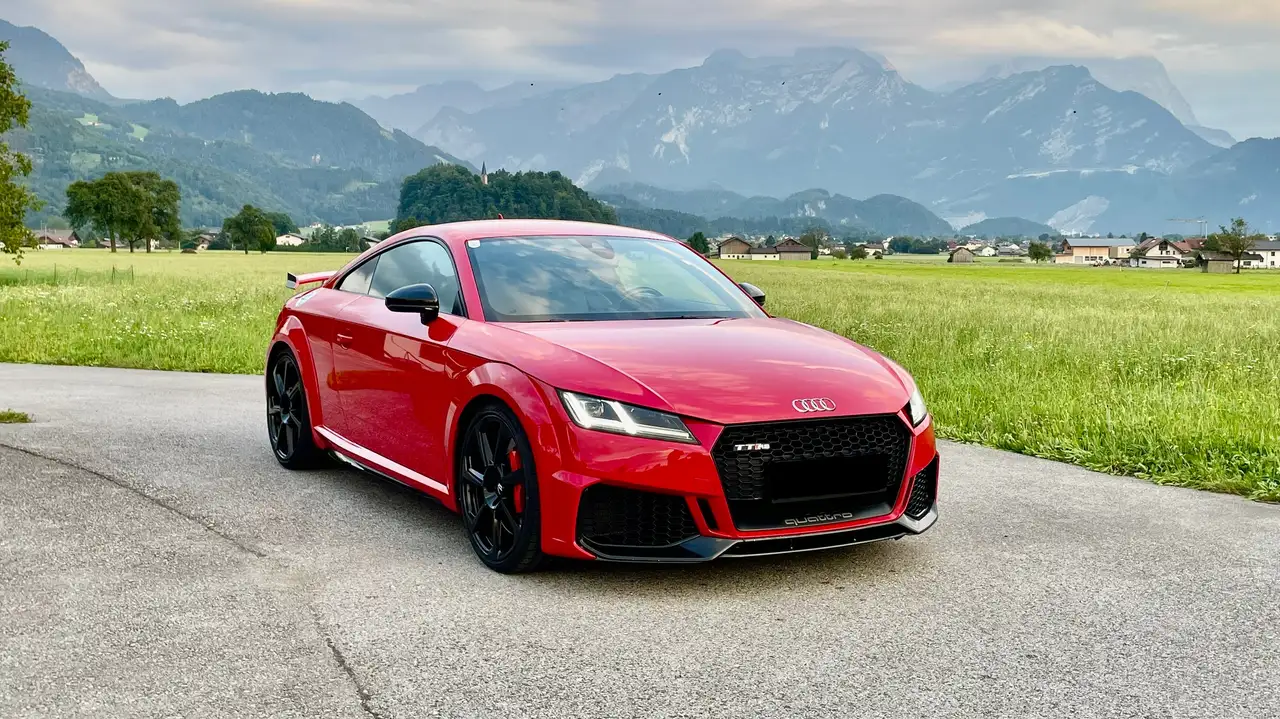 TT RS| Matrix | B&O | Sport AGA | 280 km/h |
