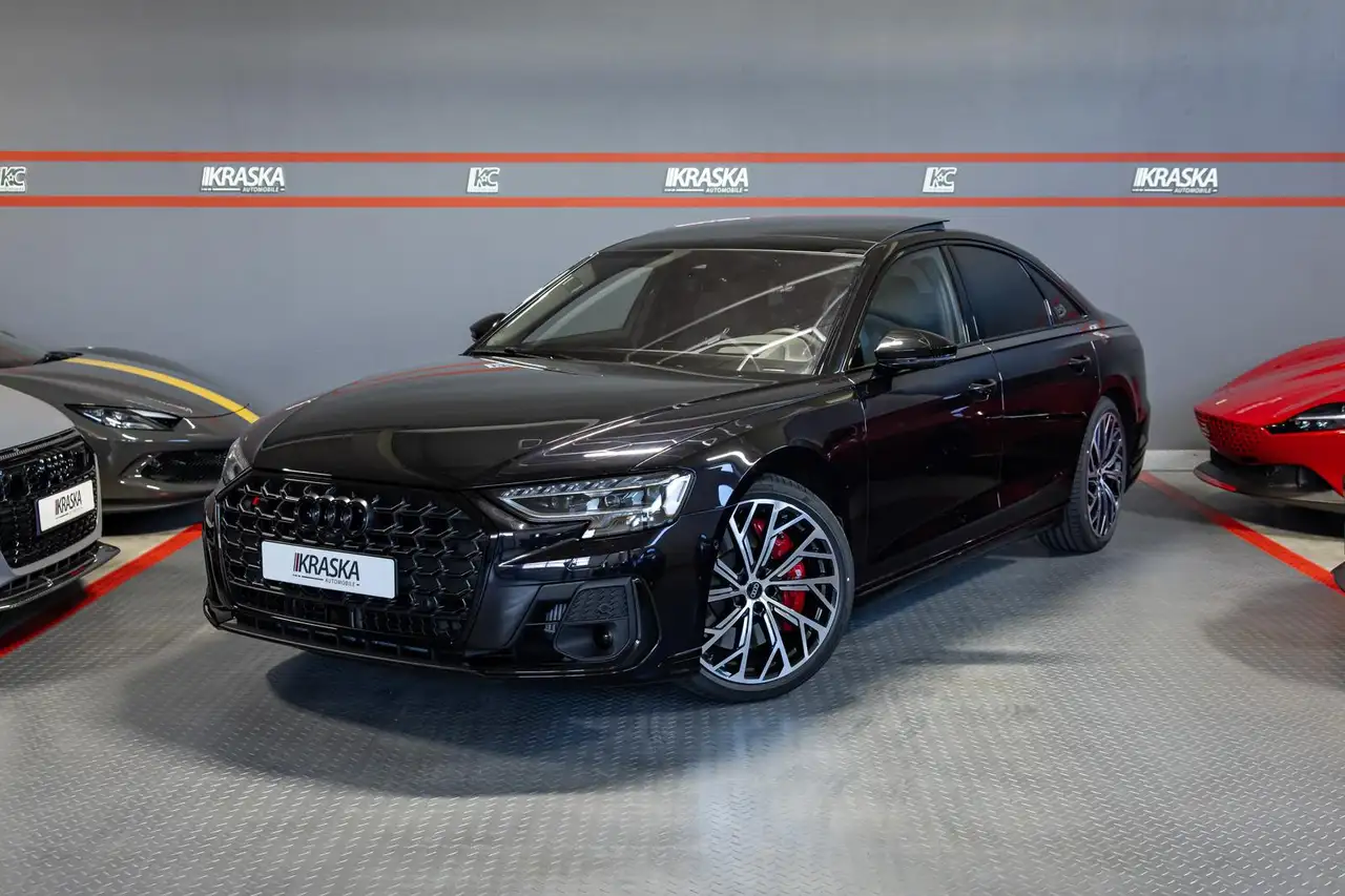S84.0 TFSI quattro AHK PANO STHZ ASSIST-PLUS