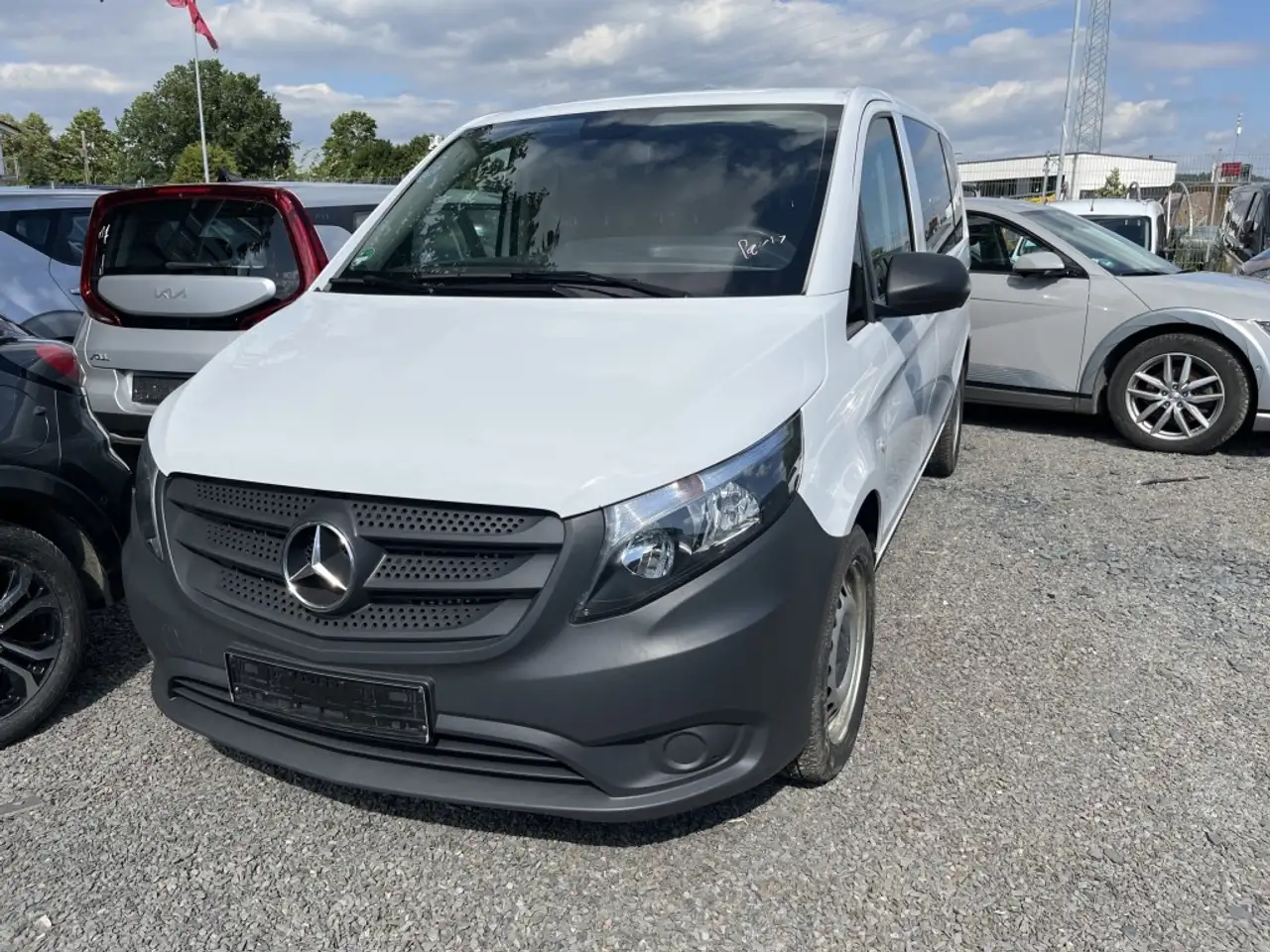 Vito114CDI Tourer PRO Komfort*9-Sitze*AHK*9Gang