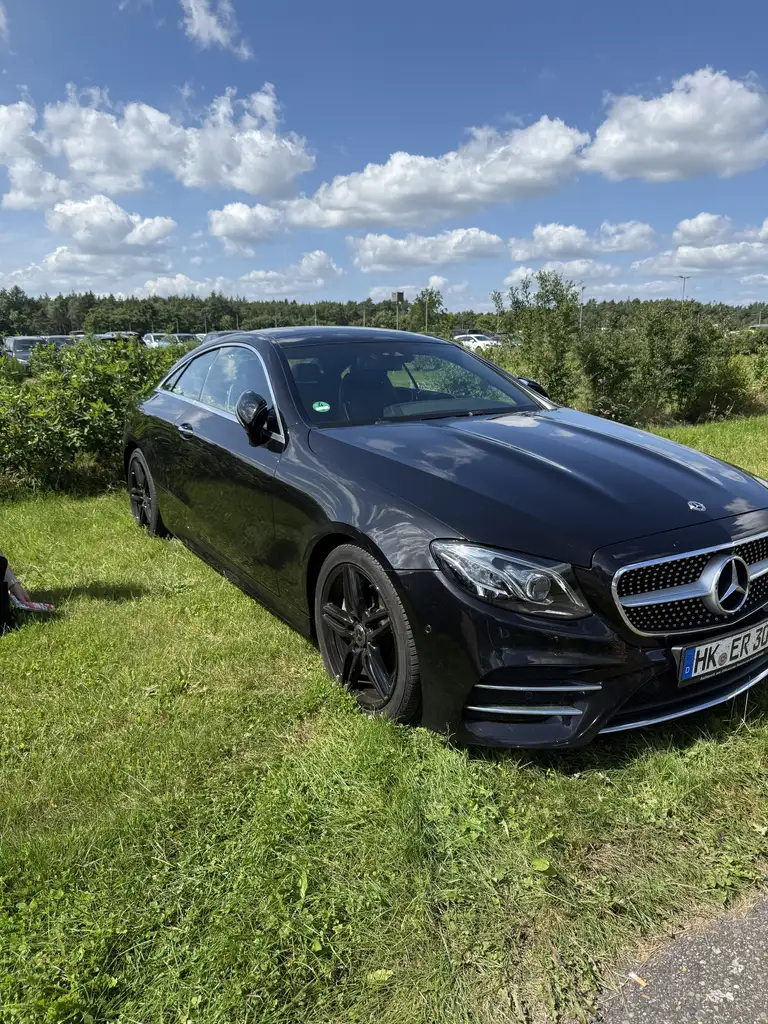 E 300Coupe 9G-TRONIC AMG Line