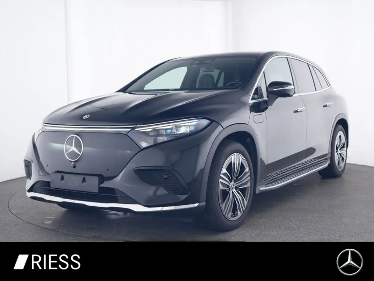 EQS SUVEQS 450 4M SUV Electric Art Distr Pano AHK HUD Key