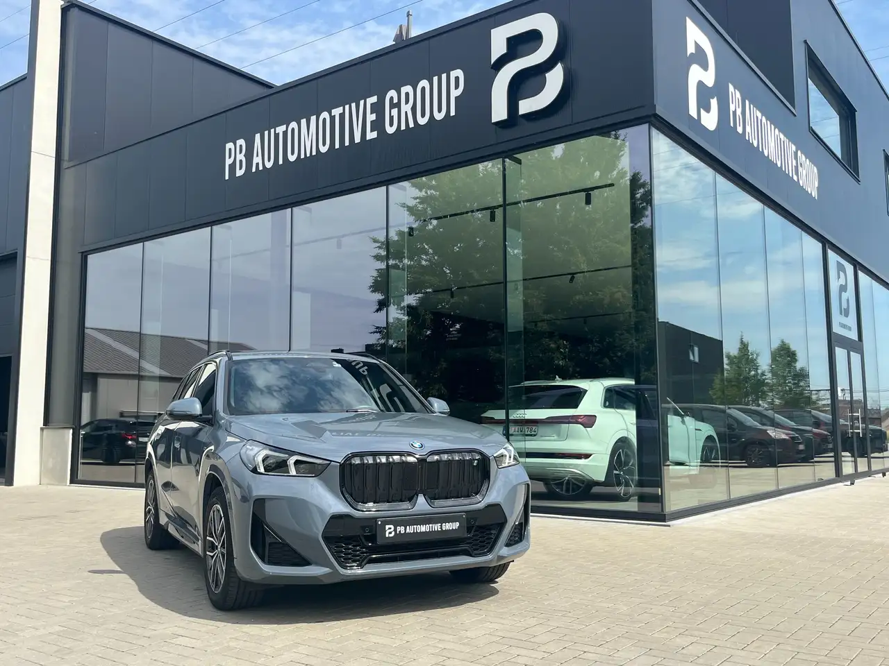 iX1iX1 xDrive30 M-Pakket-Led-Leer-Pano-Cam-18"