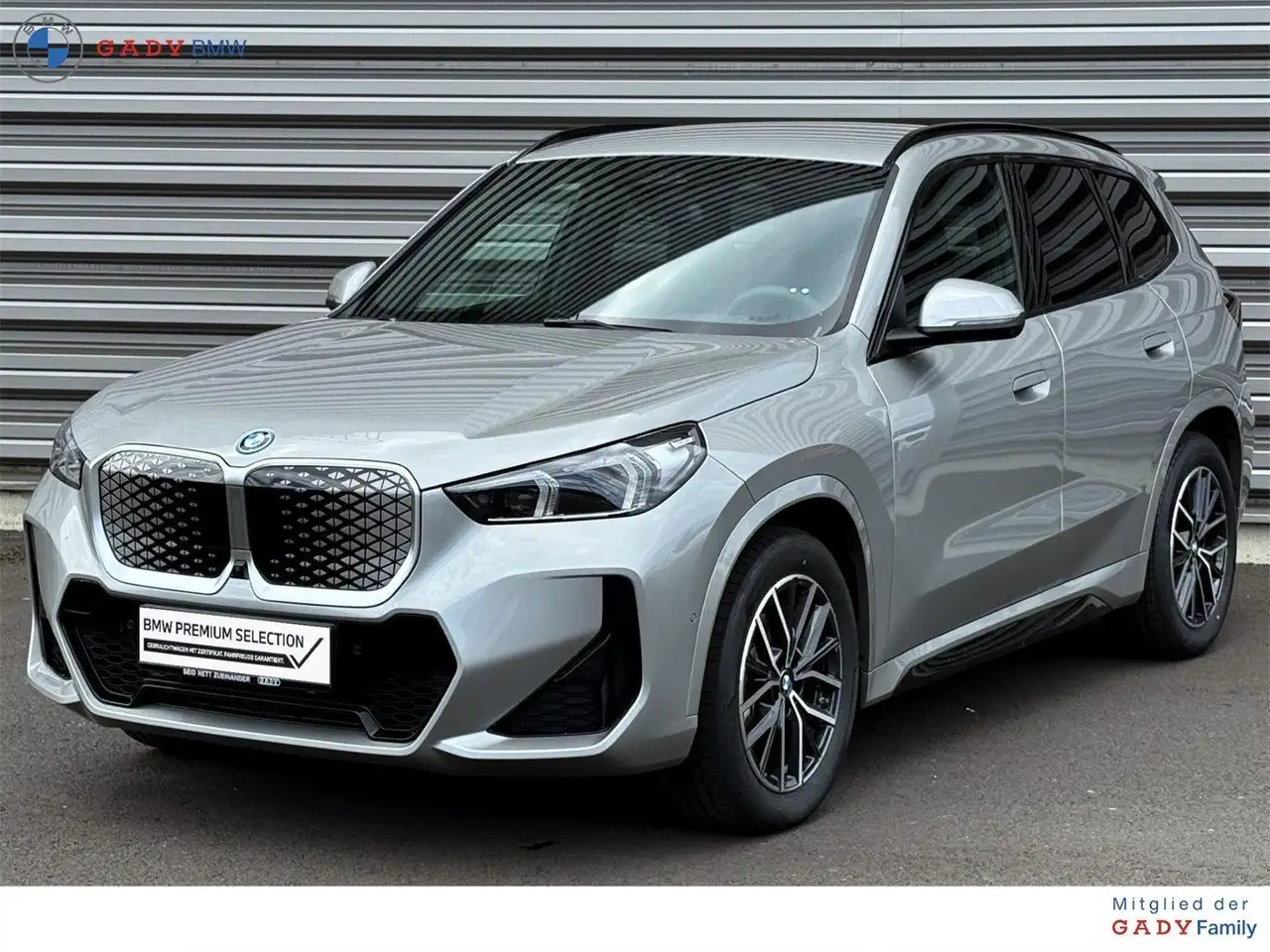iX1eDrive20