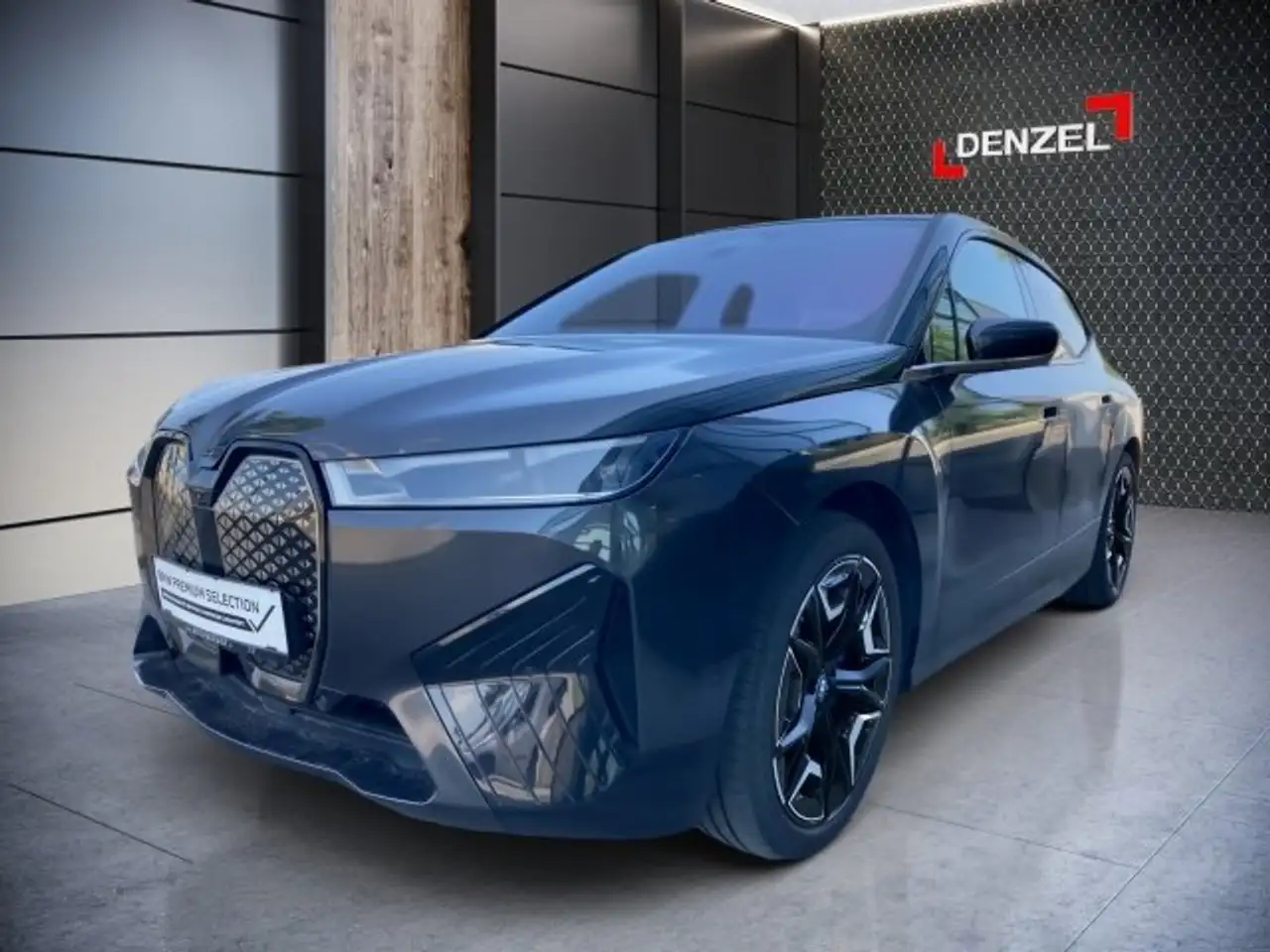 iXxDrive40 i20