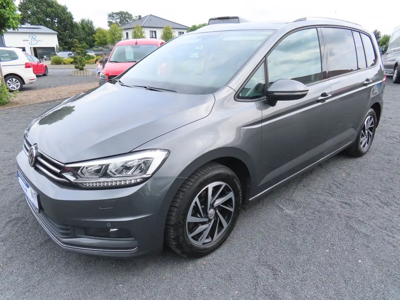 Touran1,4TSI Join DSG Automatik  LED Navi Klima