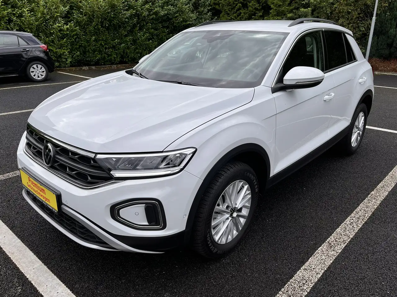 T-Roc1.5 TSI DSG Life Edition  Alu 16" GJR ACC Navi LED