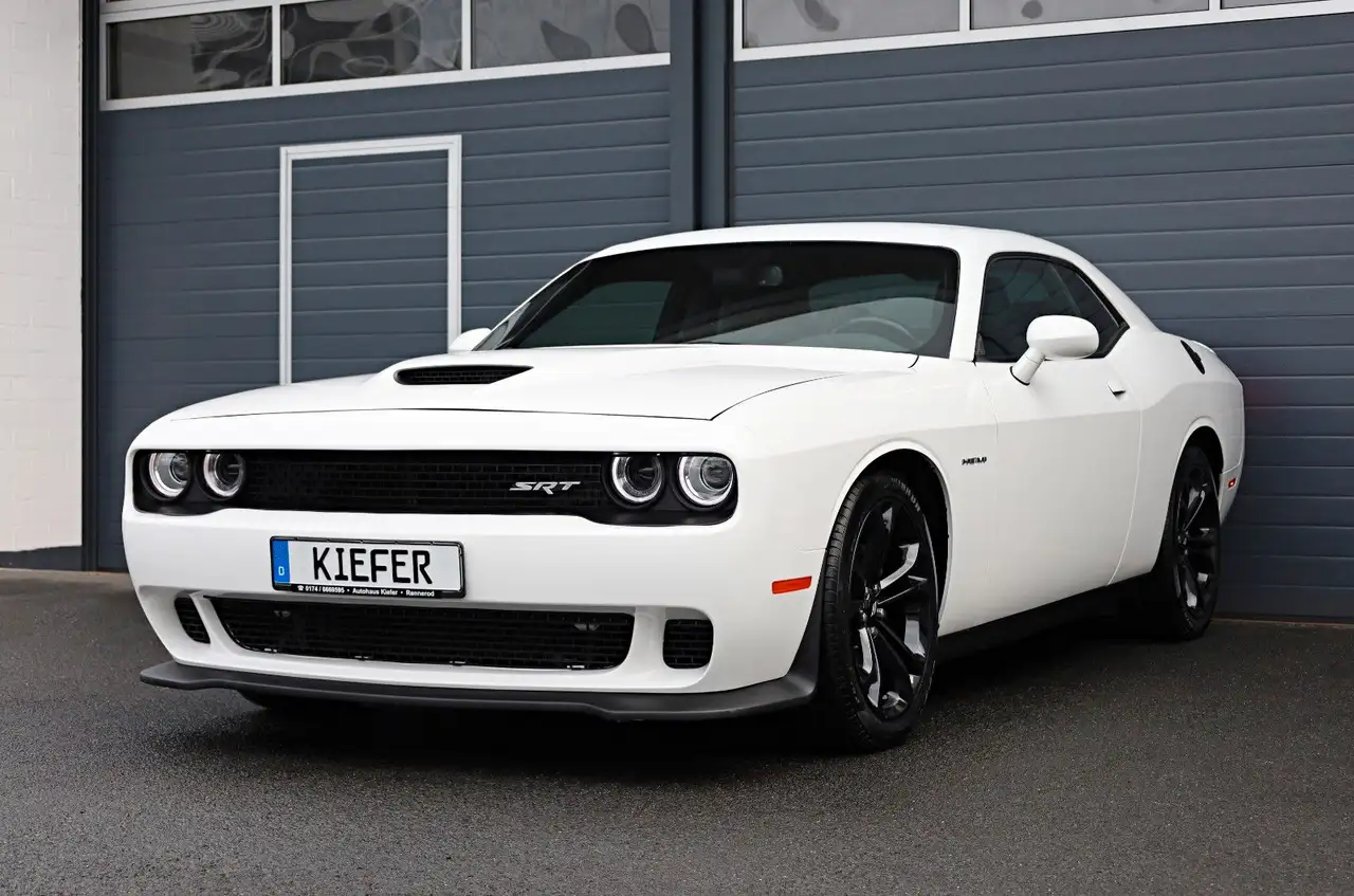 ChallengerR/T 5.7 HEMI/SHZ/BTH/KAMERA/R20
