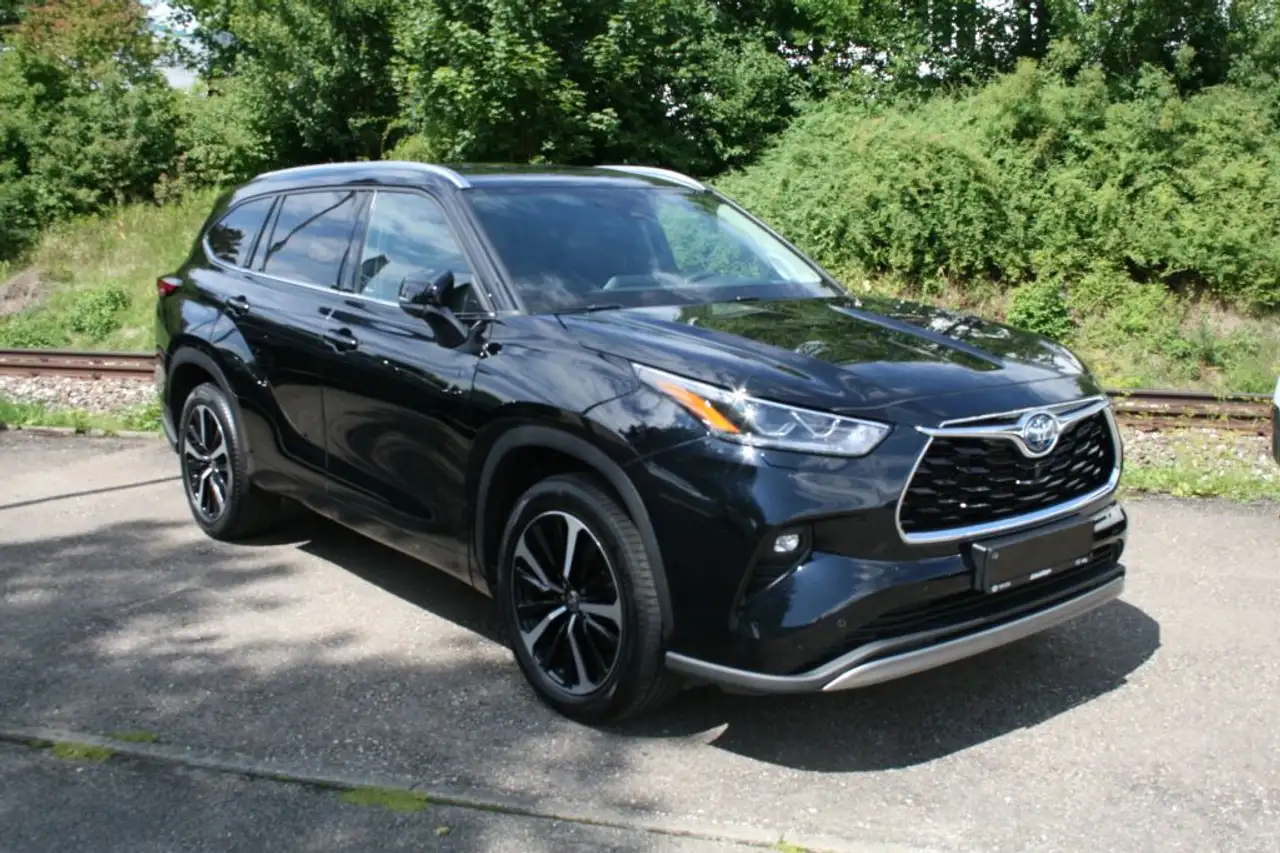 Highlander2.5 Hybrid Luxury