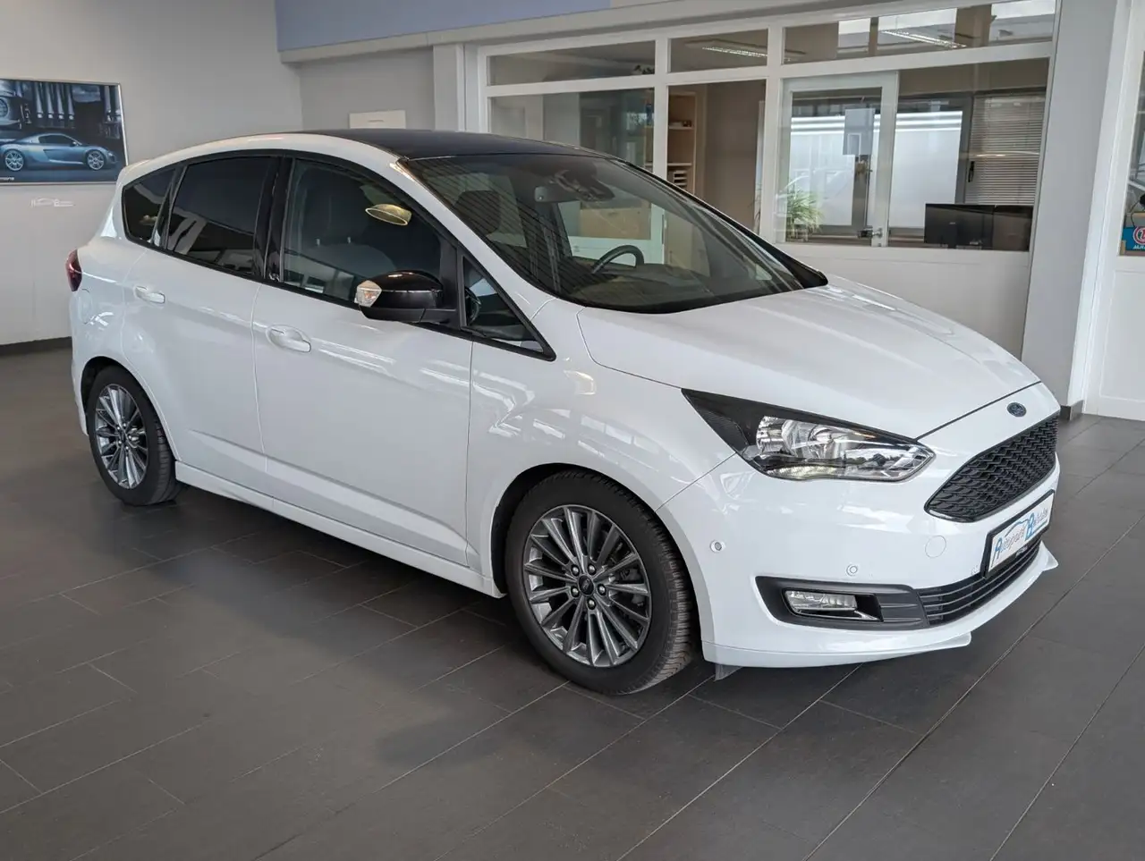 C-MaxNavi*Kamera*Park-assist*Ford SYNC*PDC*