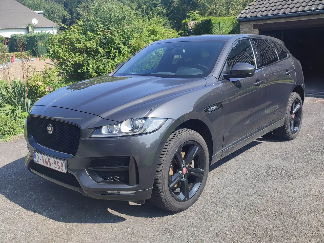F-PaceF-Pace 2.0 D AWD R-Sport