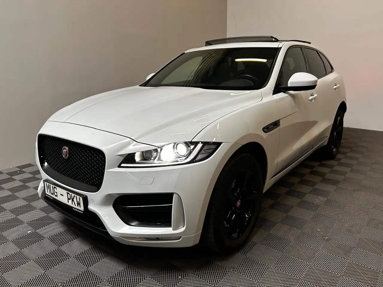 F-Pace30d AWD R-Sport *Virt.Co.-Panorama*