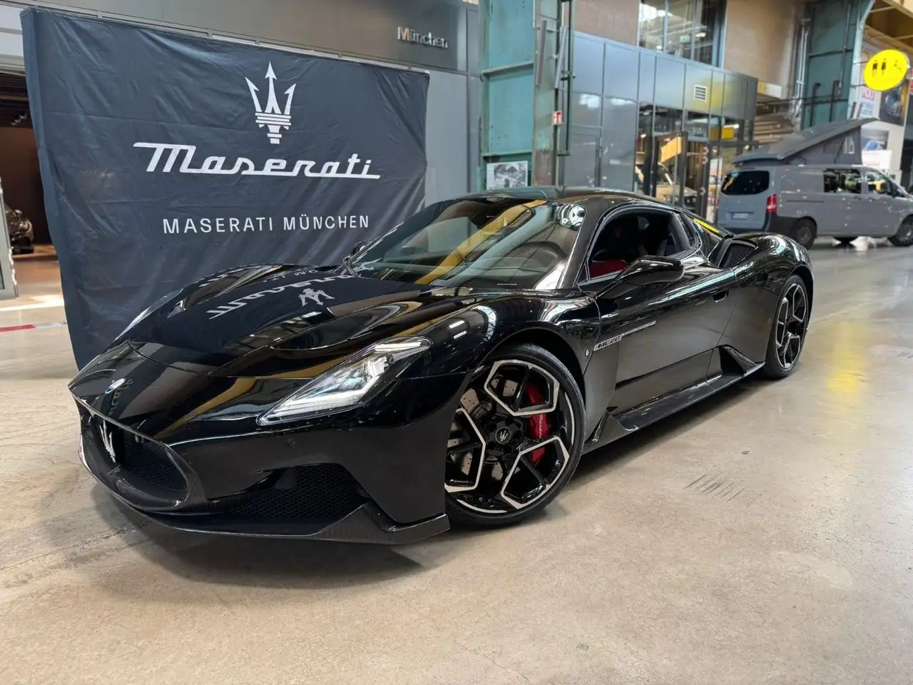 MC20Coupé/ UPE 299.900 €