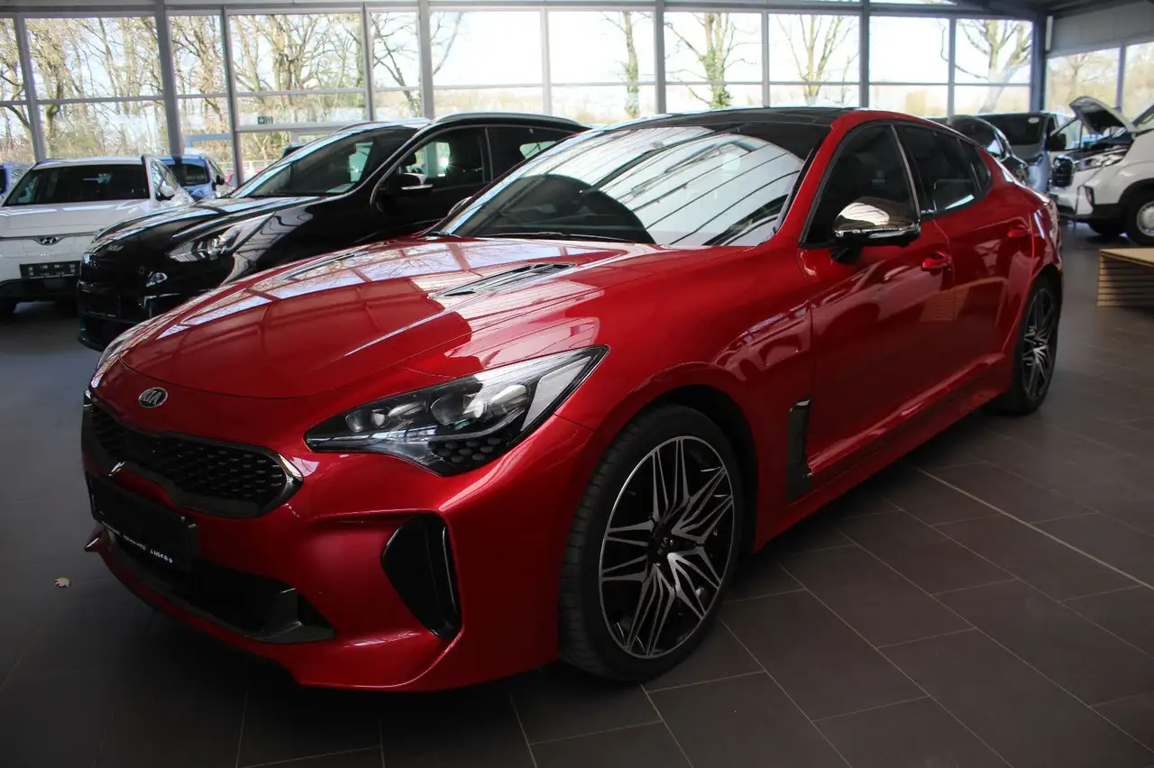 Stinger3.3 T-GDI GT 4WD (Glasdach, Bastuck)